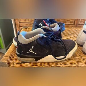 Jordan’s youth size 7